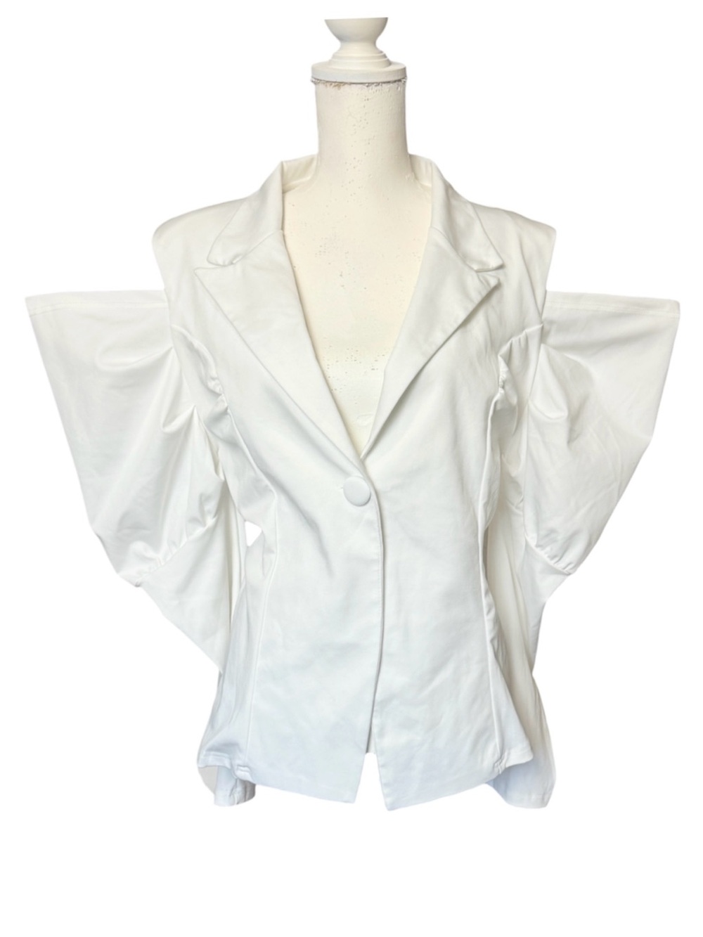 White puff-sleeve cold shouldered single button blazer top Women’s size XL | b